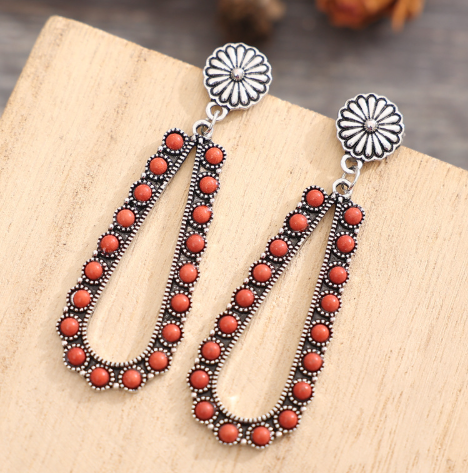 Vintage Teardrop Hollow Western Earrings