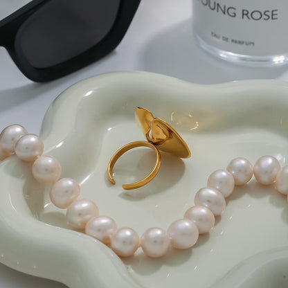 18K gold geometric inlaid pearl design classic simple ring